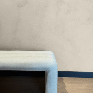 Korqpaint Worth op de muur
